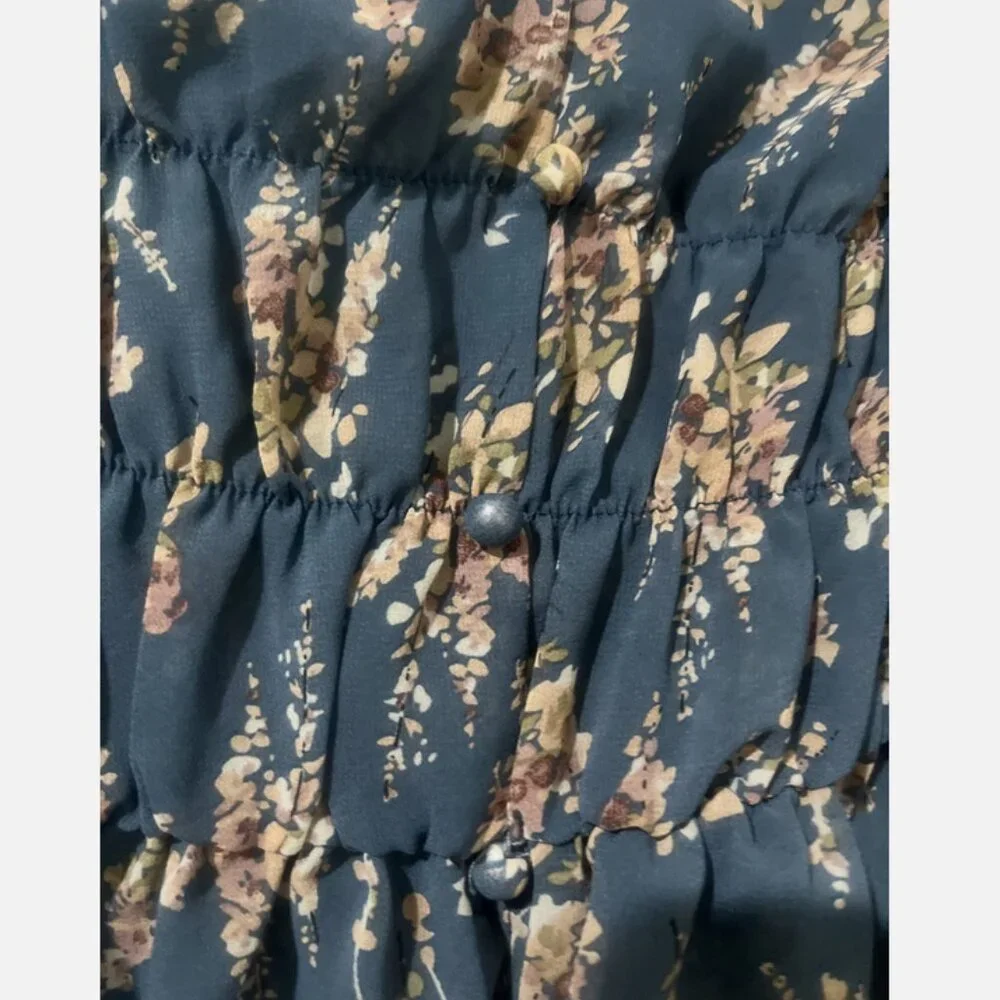 SHEIN L Blue Floral Sheer Short Sleeve Button Detail V-Neck Blouse Shirt Top - Picture 4 of 11
